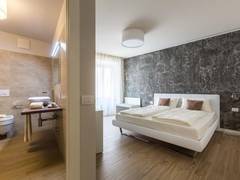 Zimmerbild 6