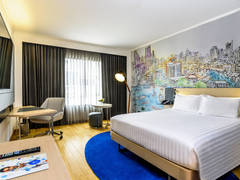 Zimmerbild 13