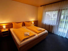 Zimmerbild 5