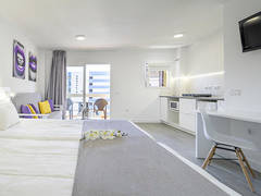 Zimmerbild 27