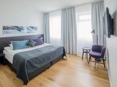 Zimmerbild 25