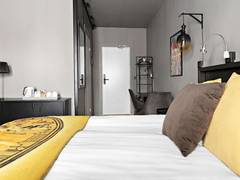 Zimmerbild 6