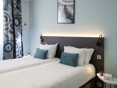 Zimmerbild 8