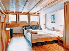 Zimmerbild 7