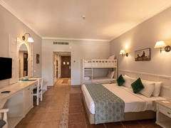 Zimmerbild 19