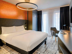 Zimmerbild 6