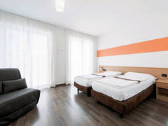 Zimmerbild 2