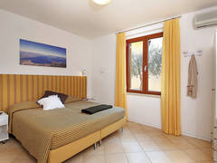 Zimmerbild 34