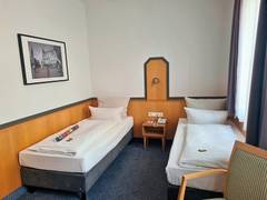 Zimmerbild 4