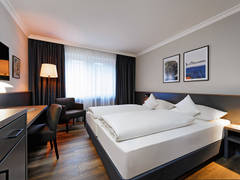 Zimmerbild 9