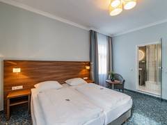 Zimmerbild 7