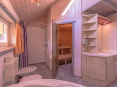 Zimmerbild 23