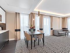 Zimmerbild 23
