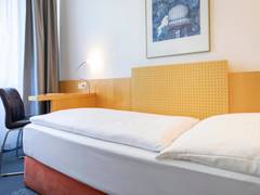 Zimmerbild 14