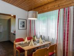 Zimmerbild 8