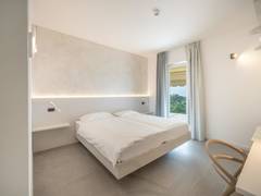 Zimmerbild 13