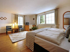 Zimmerbild 4
