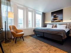Zimmerbild 14