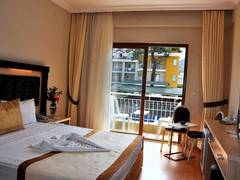 Zimmerbild 33