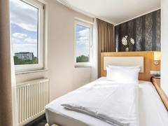 Zimmerbild 6