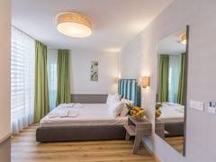 Zimmerbild 27