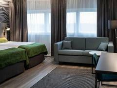 Zimmerbild 32