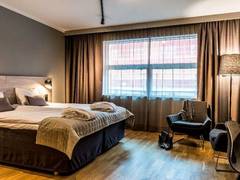 Zimmerbild 23