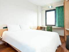 Zimmerbild 24