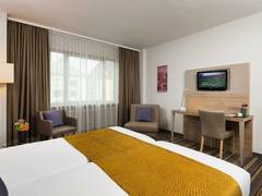 Zimmerbild 18