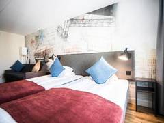 Zimmerbild 15