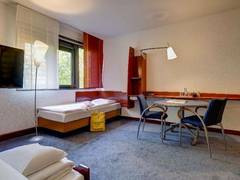 Zimmerbild 28