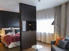 Zimmerbild 21