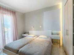 Zimmerbild 13