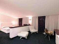 Zimmerbild 19