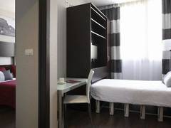 Zimmerbild 46
