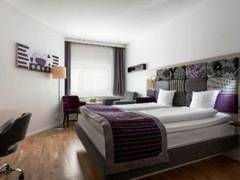 Zimmerbild 23