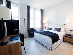 Zimmerbild 18
