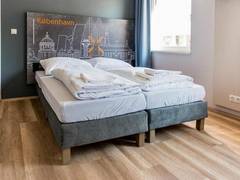Zimmerbild 11
