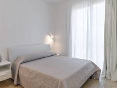 Zimmerbild 73
