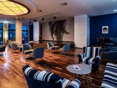 Zimmerbild 8