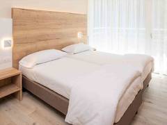 Zimmerbild 8