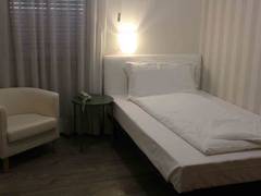 Zimmerbild 4