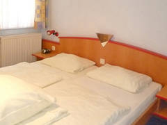 Zimmerbild 16