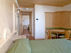 Zimmerbild 12