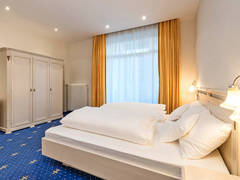 Zimmerbild 8