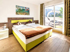 Zimmerbild 32