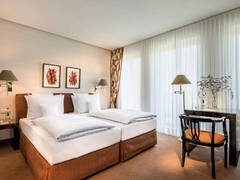Zimmerbild 11