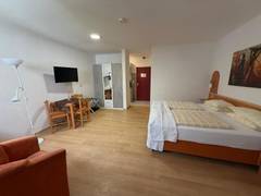 Zimmerbild 7