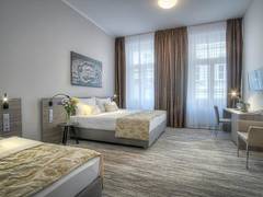 Zimmerbild 28