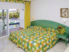 Zimmerbild 56